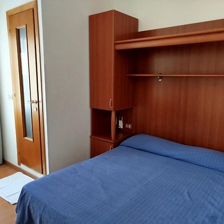Hotel Silva Frontemare Лидо-ди-Езоло Экстерьер фото