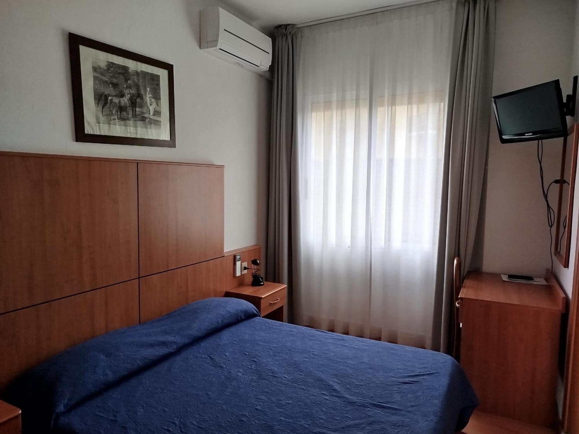 Hotel Silva Frontemare Лидо-ди-Езоло Экстерьер фото