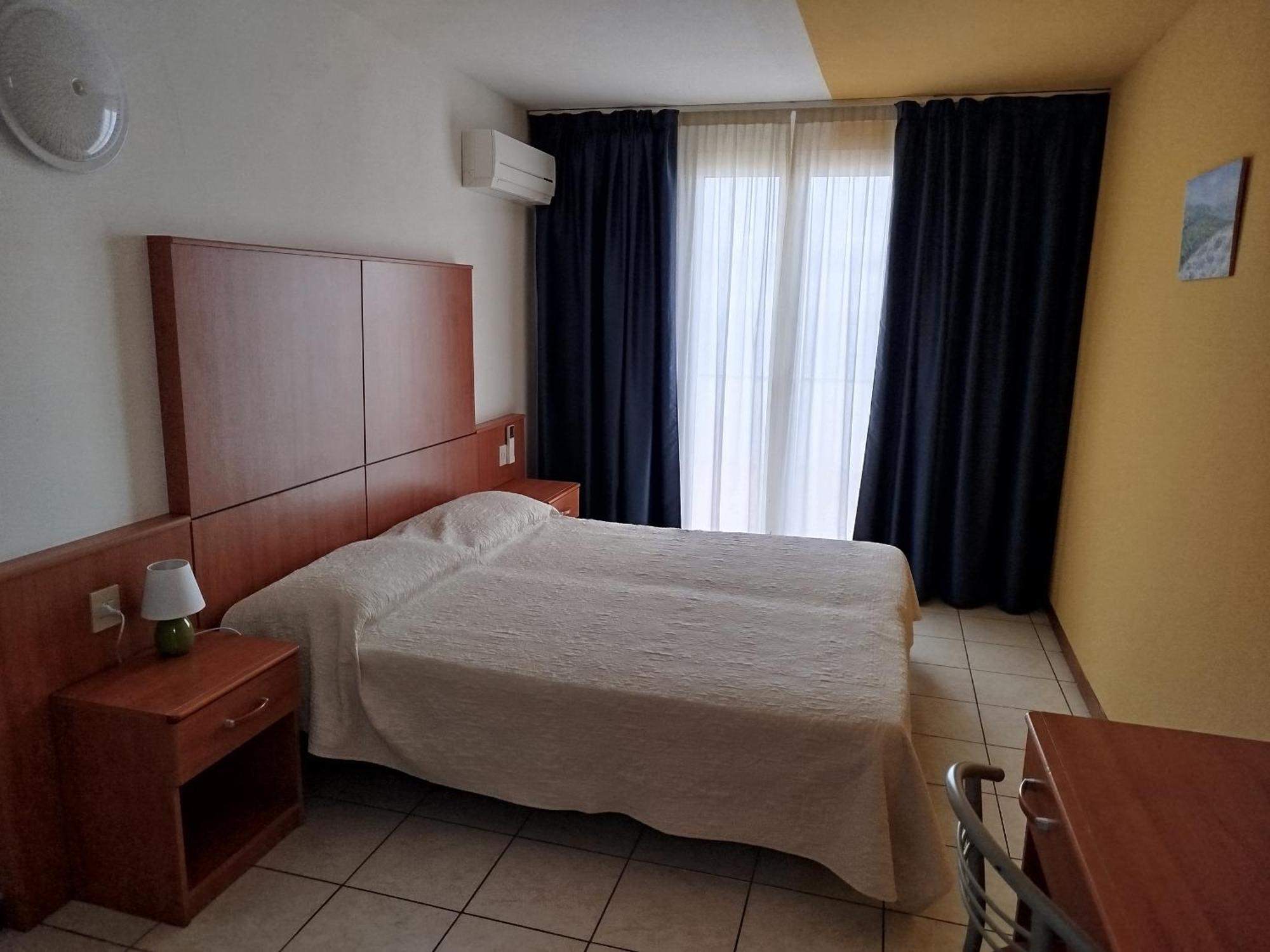 Hotel Silva Frontemare Лидо-ди-Езоло Экстерьер фото